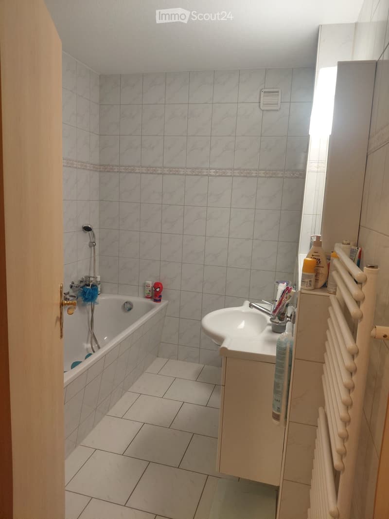 Schöne 3-Zimmerwohnung im Erdgeschoss mit Balkon (4)