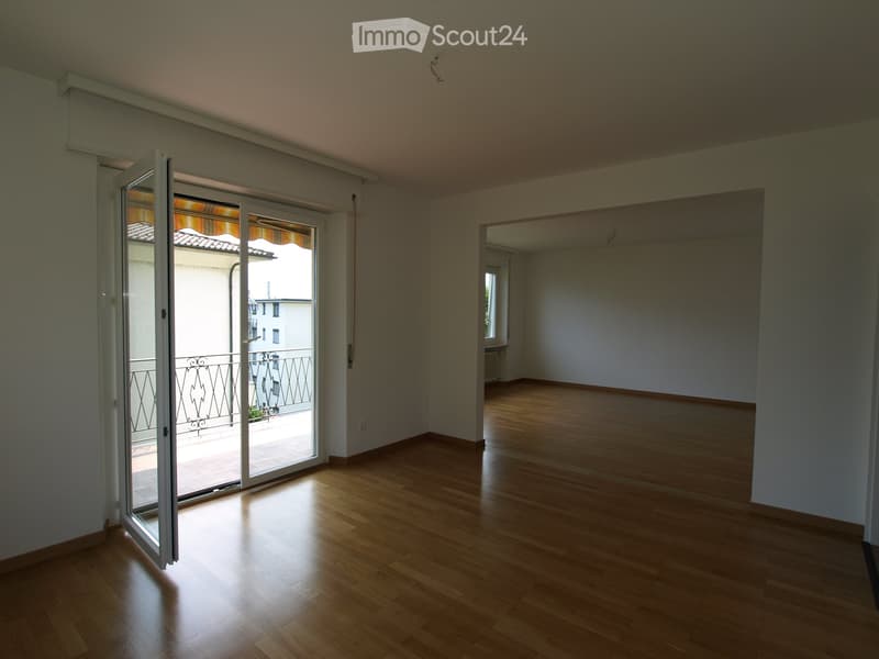 Affitto 2.5 locali al 2. piano zona tranquilla e vista lago (3)