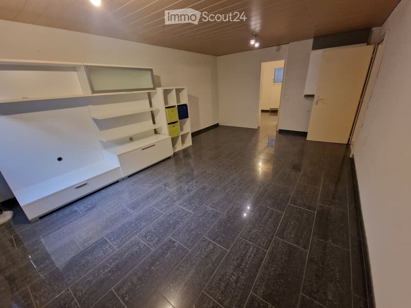 Studio avec parking dans un quartier calme (2)