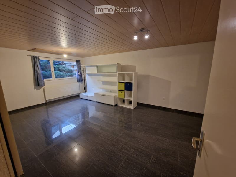Studio avec parking dans un quartier calme (1)