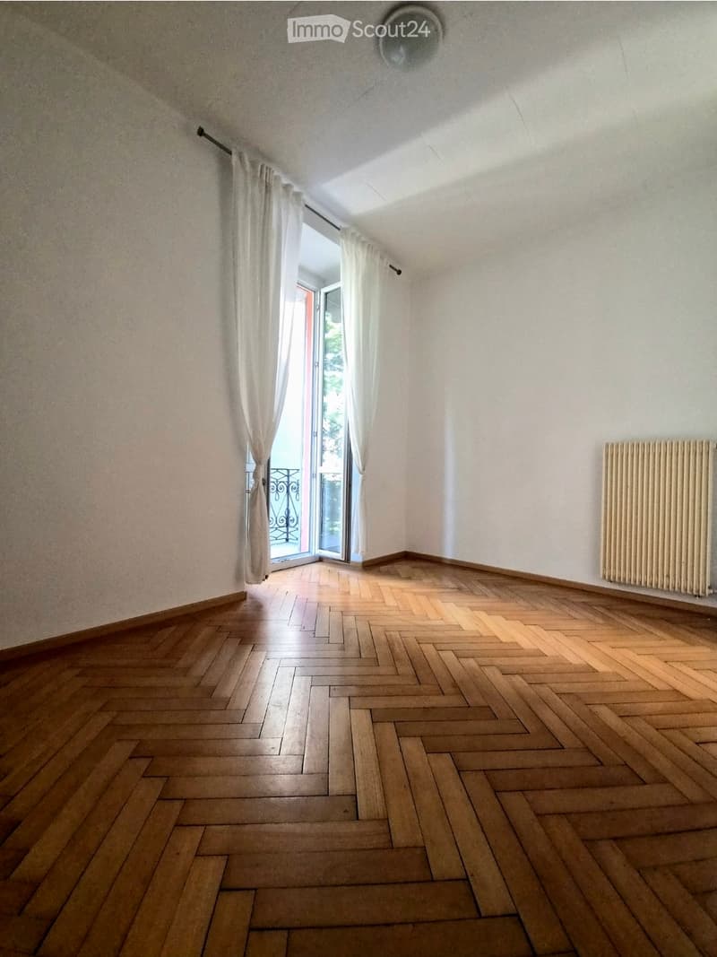 Ottimo Appartamento in centro città conTerrazza e Box (4)