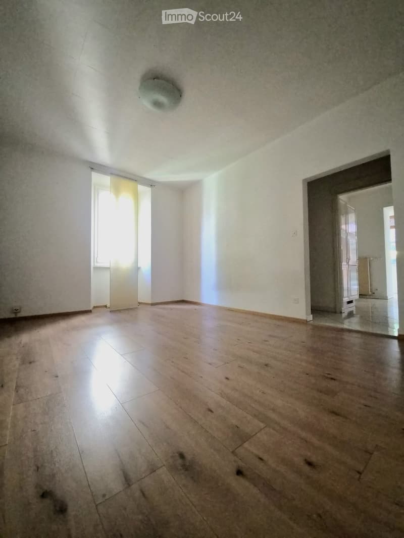 Ottimo Appartamento in centro città conTerrazza e Box (3)
