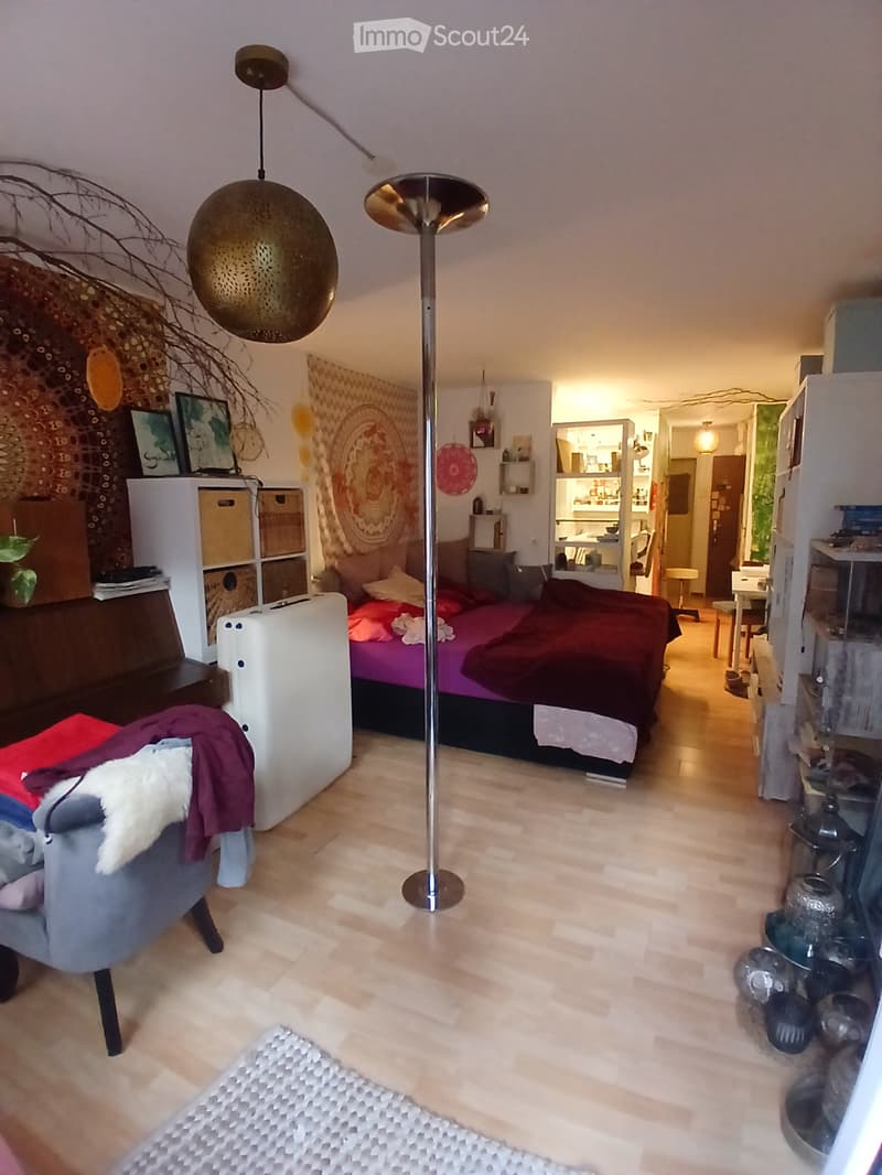 1.5-Zimmer-Wohnung mit Terrasse in Kriens zur Nachmiete (3)