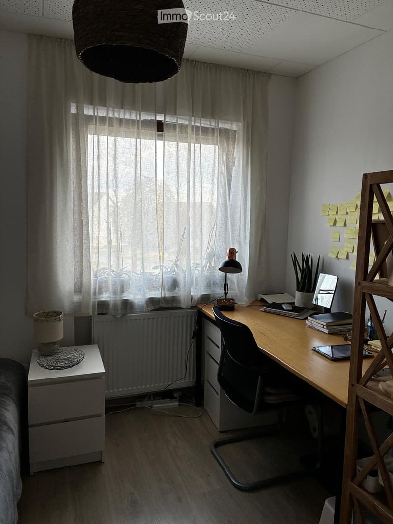 WG - Zimmer günstig, auf Zeit!***Möglich (4)