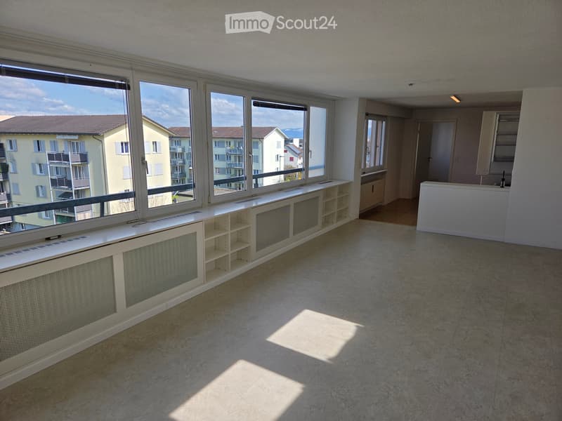 2.5 Zimmer Wohnung mit eigener Waschmaschine zu vermieten (1)