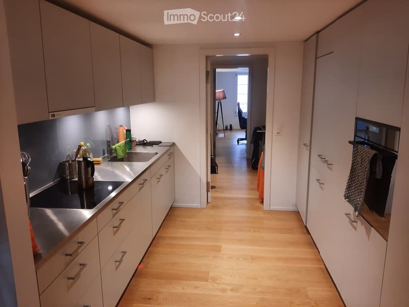 Suche Nachmieterln für schöne Altstadtwohnung (4)