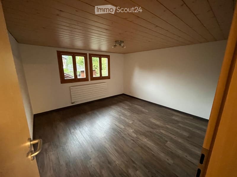 Grosszügige 6.5 Zimmerwohnung in Adelboden (3)
