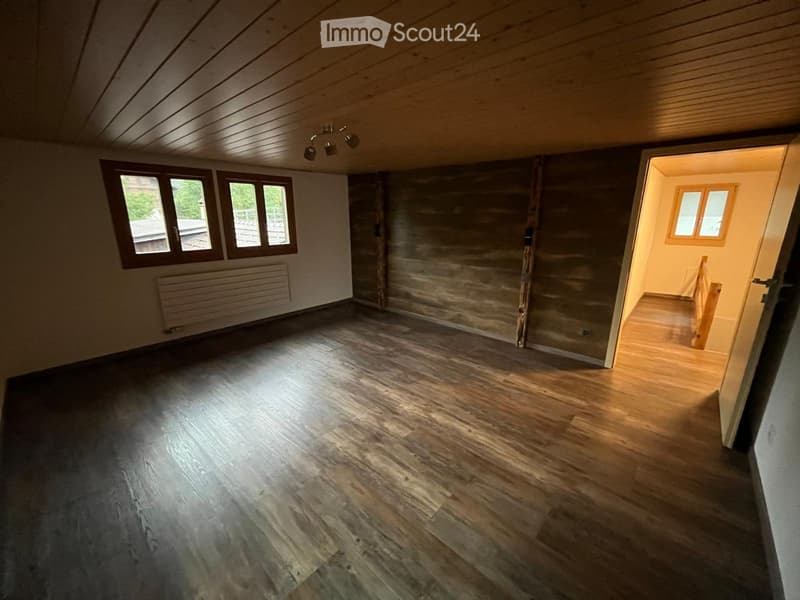 Grosszügige 6.5 Zimmerwohnung in Adelboden (2)