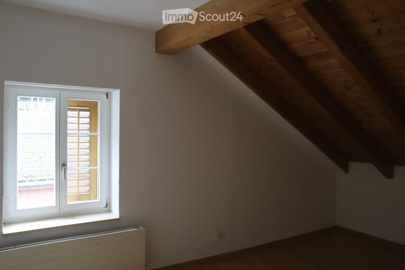 3.5 Zimmer Dachwg 3 Min Bahnhof, 10 Min Schule, 2 Min Volg (13)