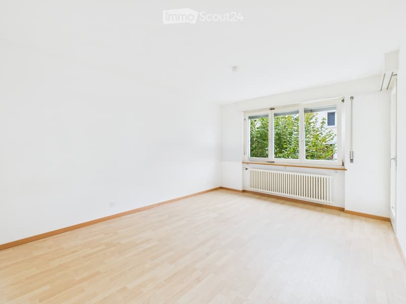 Attraktive 3.5-Zimmer-Wohnung mit 79.3 m2 in Full-Reuenthal (3)