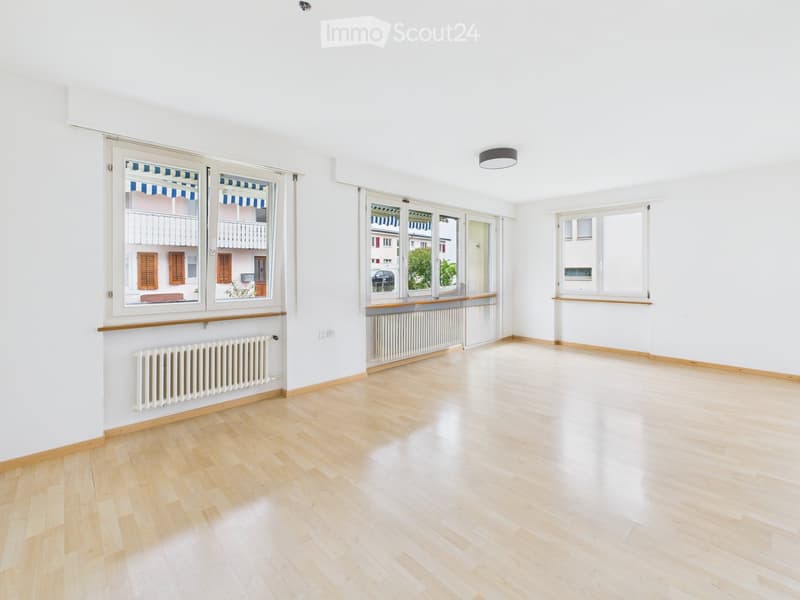 Attraktive 3.5-Zimmer-Wohnung mit 79.3 m2 in Full-Reuenthal (5)