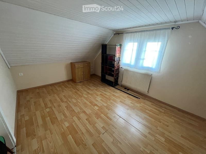 Gemütliche 2 Zi. Wohnung für 700 CHF inklusive Parkplatz (2)