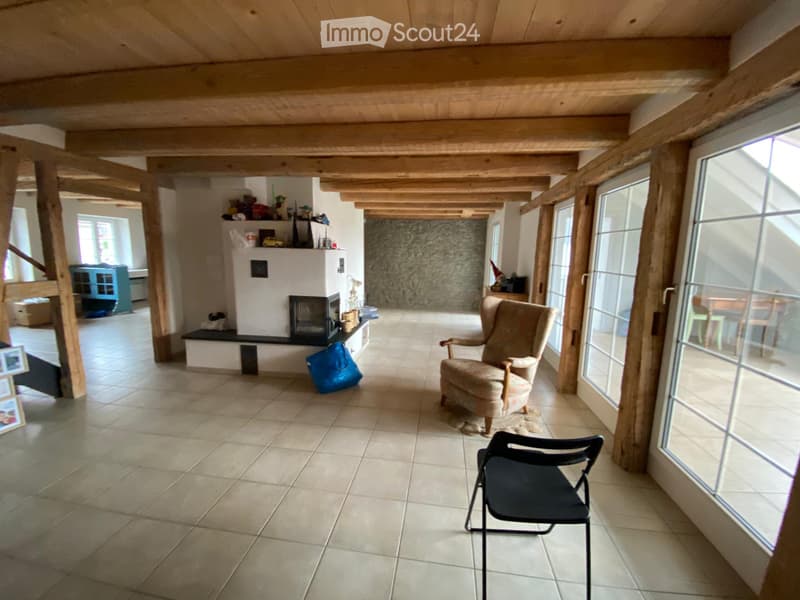 Charmante Altbau-Maisonette mit Loggia, ab sofort frei (2)