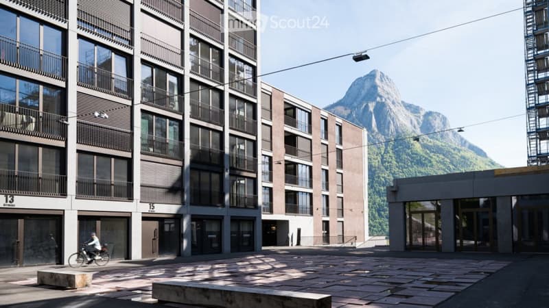 Möbliertes Industrieloft 112m2, 59m2 Terrasse, Mels (12 Mt.) (12)