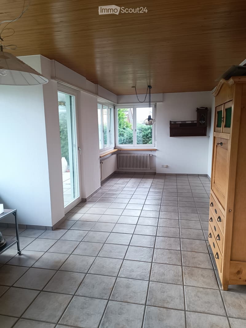 Freistehendes Haus mit Garten. Gewerbliche Nutzung möglich (5)