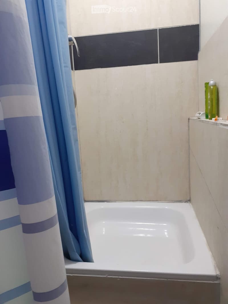 1 Zimmer im Wohngemeinschaft (3)