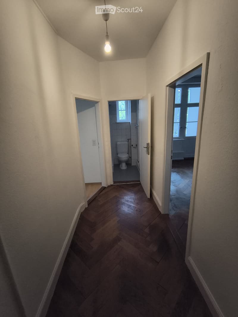 2 Zimmer-Wohnung mit Balkon (75 m2) im 1. Obergeschoss (2)