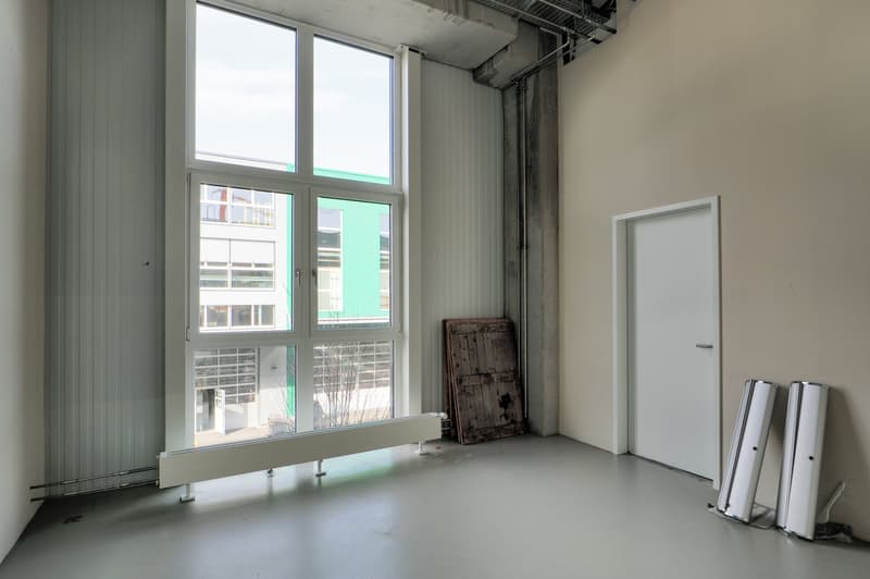 empty room, radiator, large windows, door, wooden plank