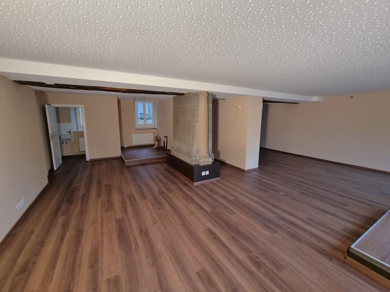 Top-Lage in Wädenswil: Flexibles Ladenlokal mit Teilungsoption (4)