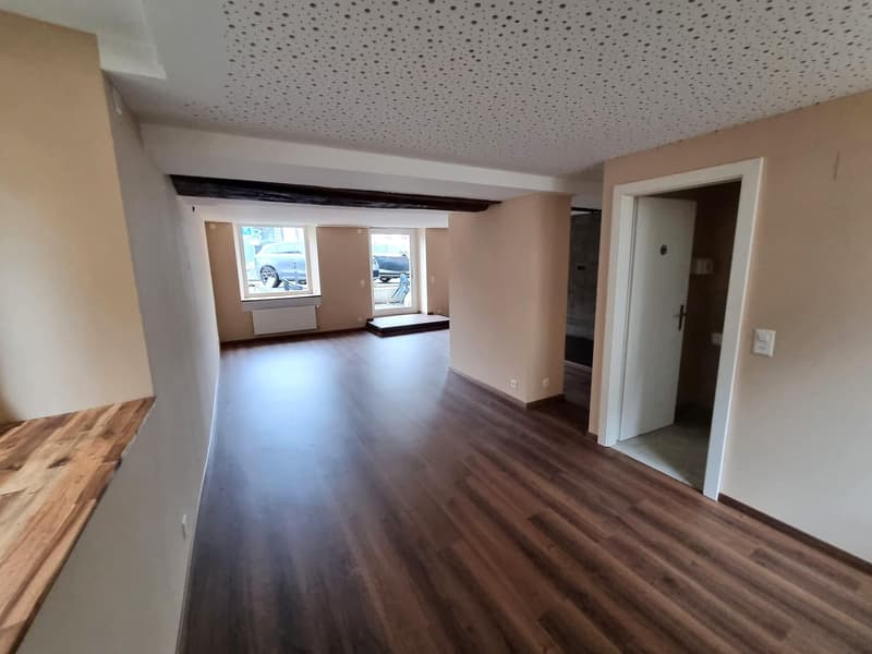 Top-Lage in Wädenswil: Flexibles Ladenlokal mit Teilungsoption (7)