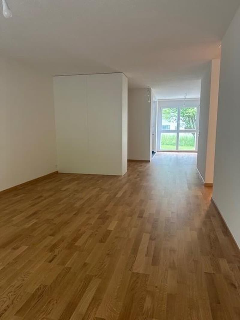 Neu sanierte 3.5-Zimmerwohnung in Zürich (4)