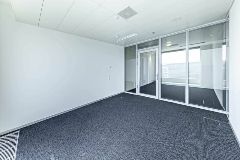 Prime Center 3 - Office Space at Best Address (3)