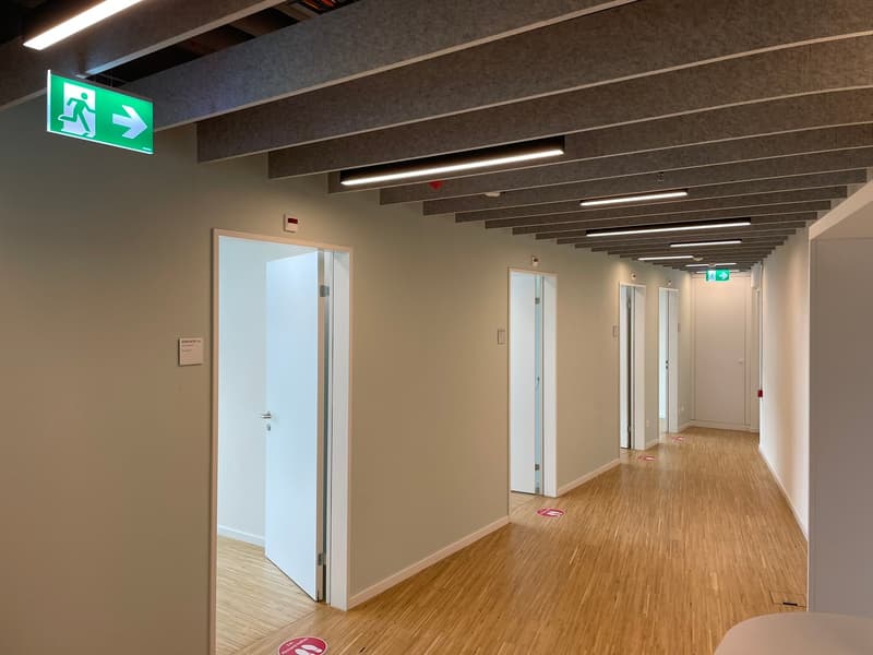 Attraktive, ausgebaute Fläche für leichtes Gewerbe im THE CIRCLE - ca. 340 m2 -) (3)