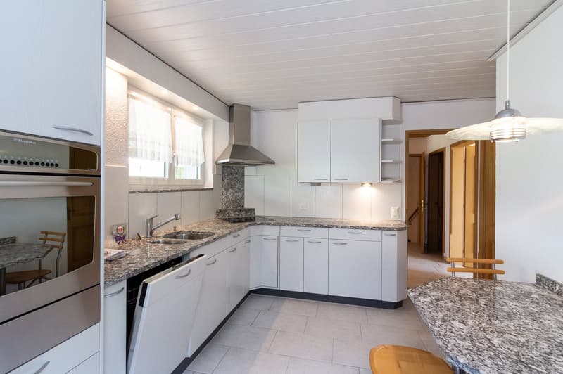 Wunderschönes Einfamilienhaus mit Garten (2)