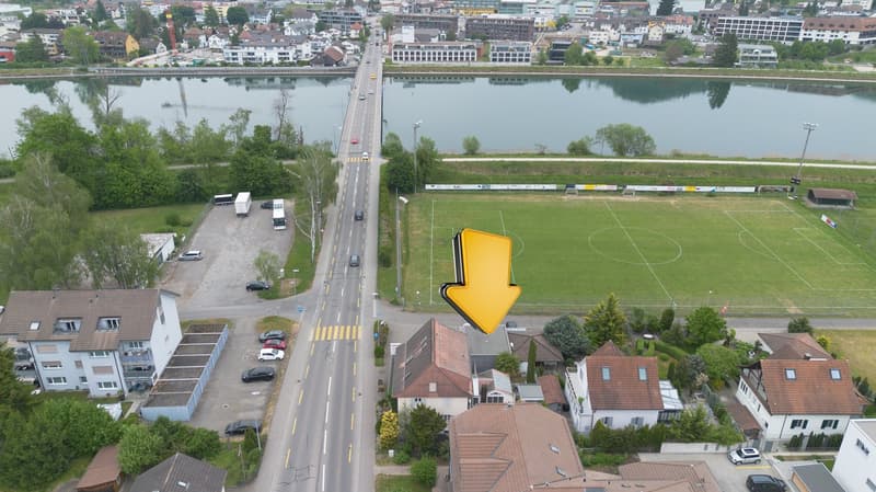 Versatile retail space in a central and highly visible location (10)