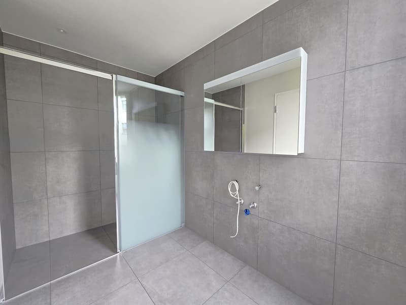 Moderne 3.5-Zimmer-Neubauwohnung mit Balkon in Neuenhof (9)