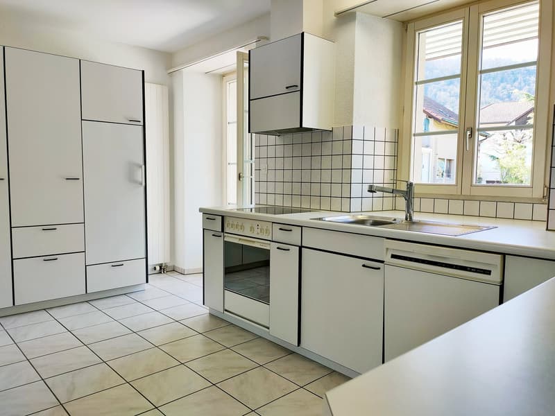 3 1/2-Zimmerwohnung an ruhiger Lage mit sonniger Terrasse (6)