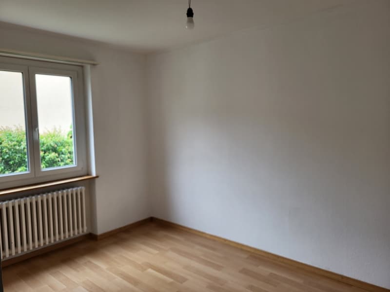 Central 3-room apartment on the ground floor (6)