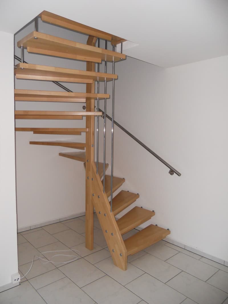 Helle, moderne 5½-Zimmer-Dachwohnung an zentraler Lage (5)
