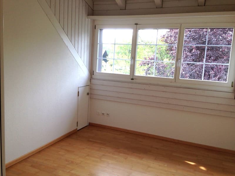 Charmant appartement maisonnette de 5,5 pièces à Neerach – Situation calme avec une vue magnifique (6)