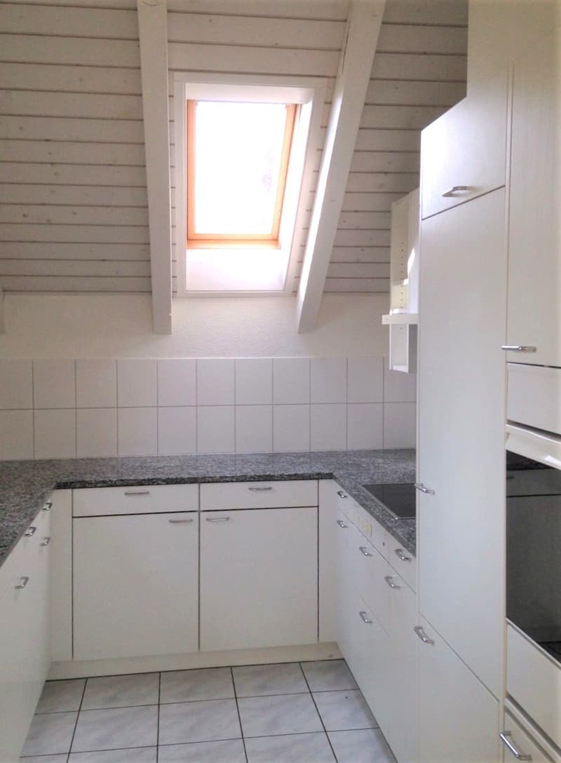 Charmant appartement maisonnette de 5,5 pièces à Neerach – Situation calme avec une vue magnifique (8)