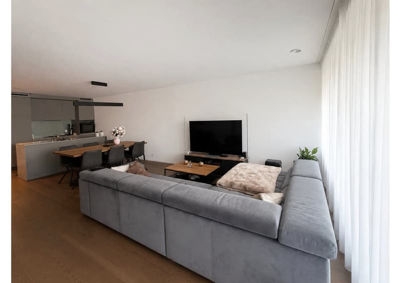 Ihr neues Zuhause – modern, grosszügig und zentral gelegen (4)