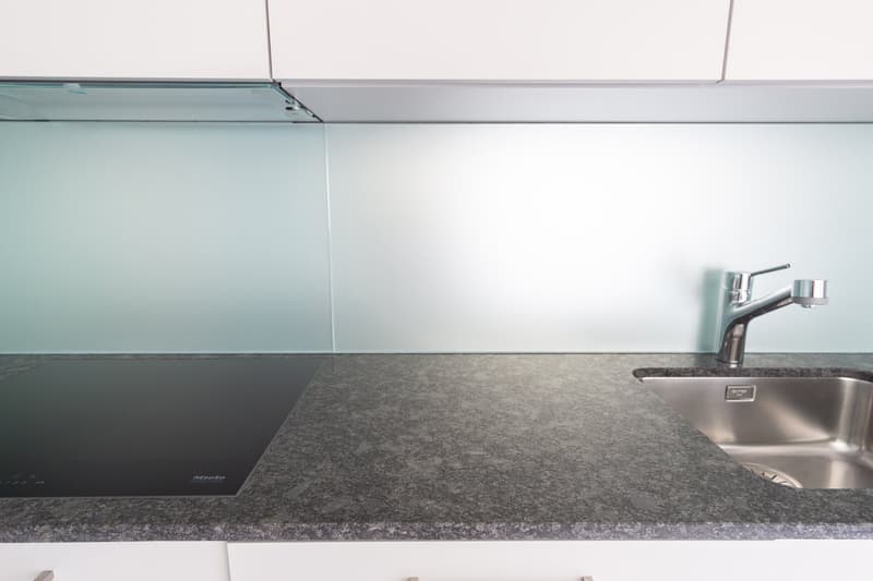 Neu renovierte Wohnung mit grossem Balkon! (9)