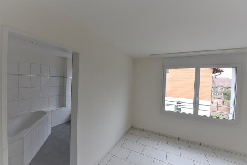 Schlafzimmer mit direkten Zugang zum Badezimmer
