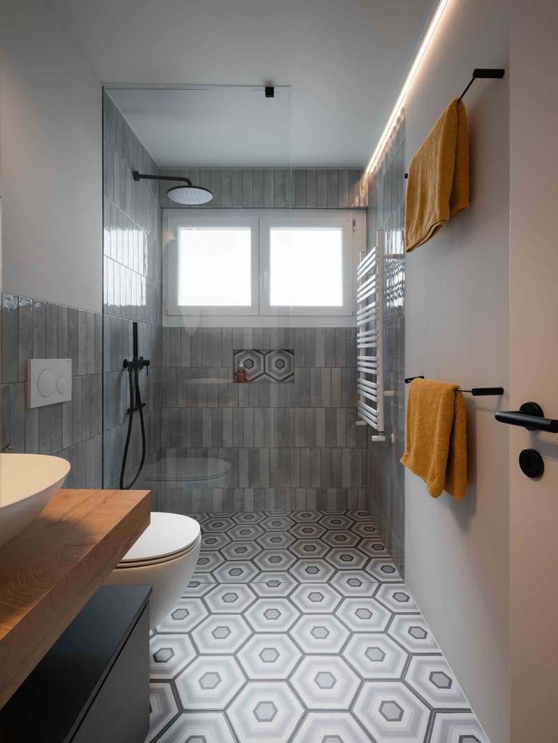 Stilvoll renovierte 4-Zimmer-Wohnung in Davos Platz – möbliert und ruhig gelegen (14)