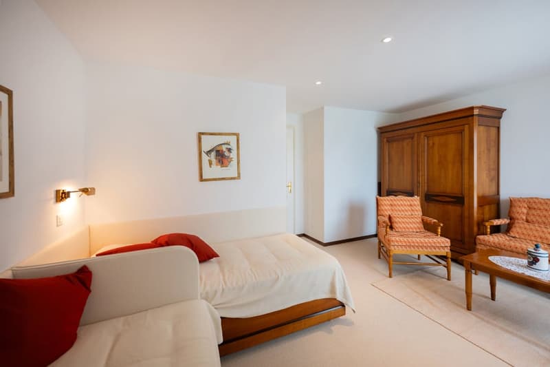 Attractive 3.5-room attic apartment in a central location in Davos Dorf (12)