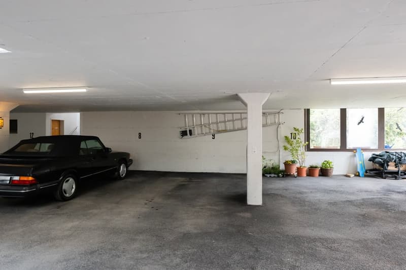 Autoabstellplatz in Garagenhalle Nr. 9