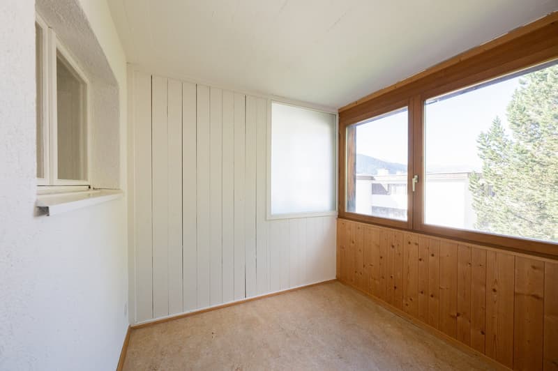 Charmante 3-Zimmer-Wohnung mit Bergblick in Davos (8)