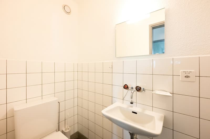 Charmante 3-Zimmer-Wohnung mit Bergblick in Davos (13)