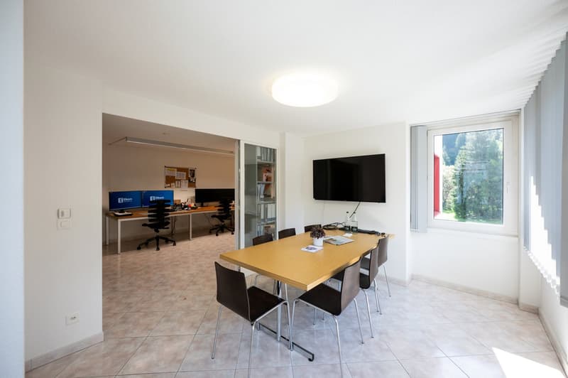 Moderne 5.5-Zimmer Gewerbefläche an der Mattastrasse 9 in Davos Platz (9)