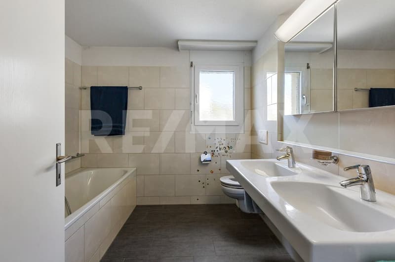 Family-friendly 6.5-room corner house in Winterthur-Dättnau (7)