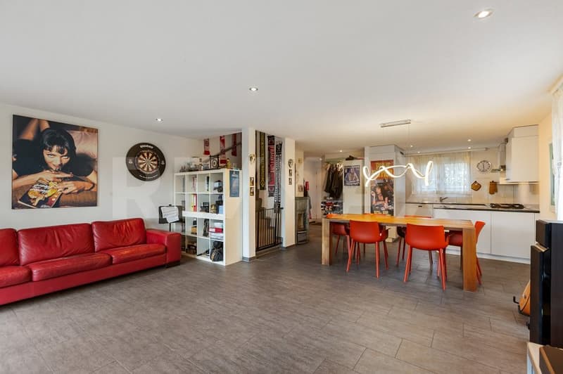 Family-friendly 6.5-room corner house in Winterthur-Dättnau (3)