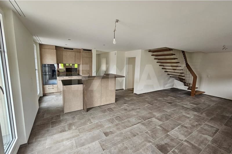 Ready-to-move-in 5.5-room owner-occupied apartment in an attractive residential location (3)