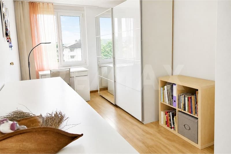 Bright 3.5-room owner-occupied apartment with balcony in a quiet residential area (10)