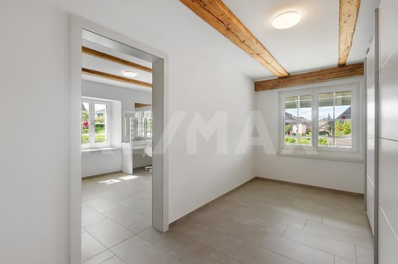 Spacious 4.5-room owner-occupied apartment in a central residential area (10)