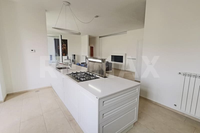 Bright and modern 3.5-room apartment in a central location (4)